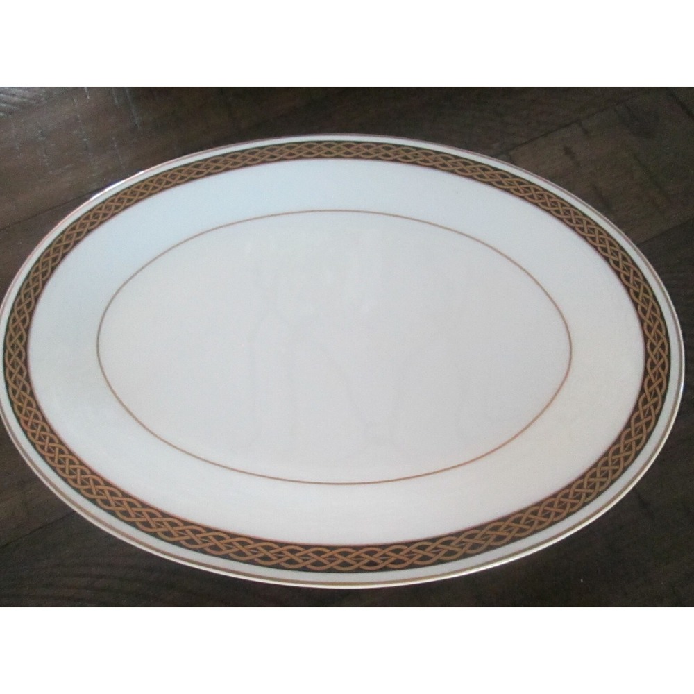 New MIKASA Pembrook CAG16 Black Gold Bone China‎ Small Oval Serving Platter